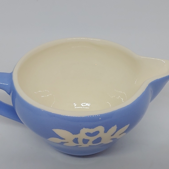 Harker Pottery White Rose Carv-Kraft Creamer and Sugar Bowls Powder Blue Vintage - Picture 4 of 16